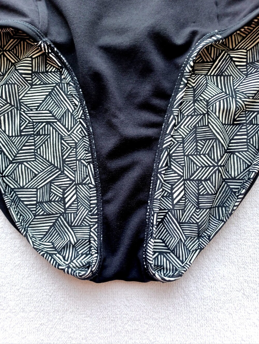 Athleta Black Geometric Strappy Hipster Bikini Bottom, Size S - Picture 13 of 15